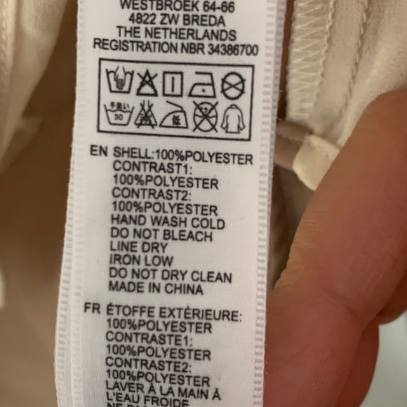 Buttoned blouse - Picture 3 of 3